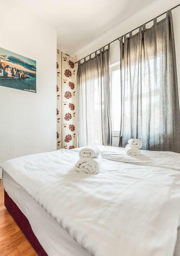 Apartments Tepavac Novi Vinodolski Exteriör bild